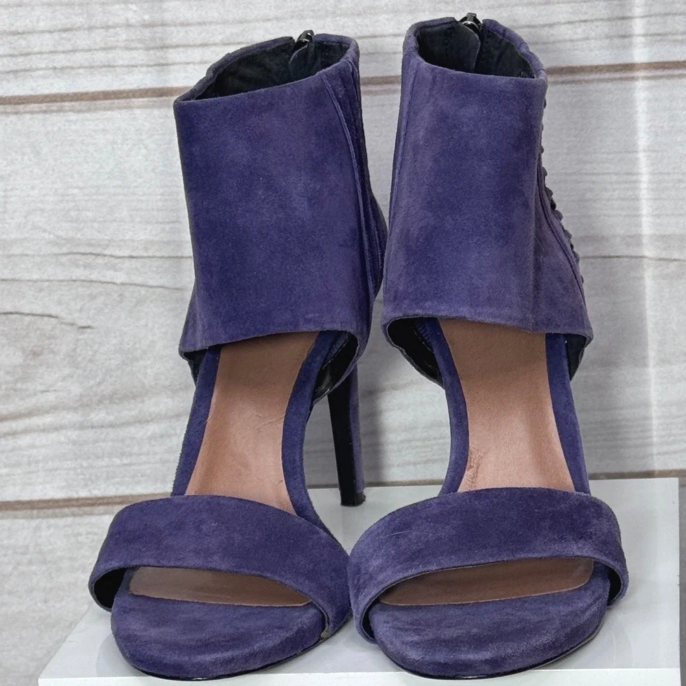 Vince‎ Camuto Freya Purple Suede Chain Detail Stiletto Sandals Heels Size 7M 37